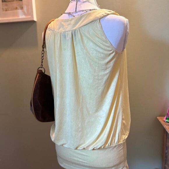 A. Byer - yellow y2k sleeveless top with stone embellished collar/neckline M - Picture 2 of 7